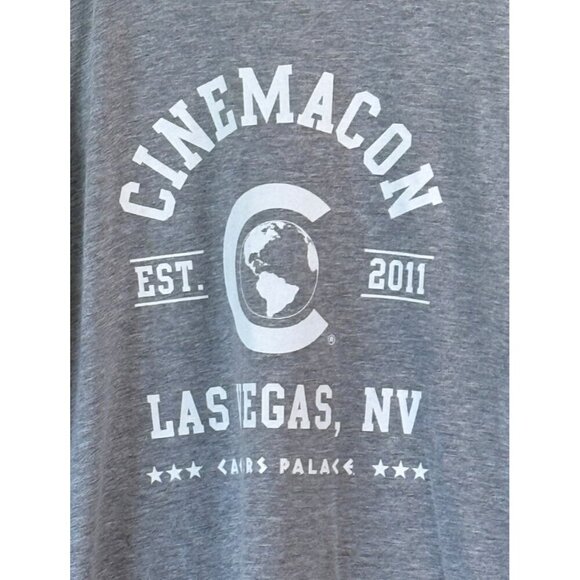 Hanes "Cinemacon 2011" Promotional Short Sleeve Tee Shirt Gray Size L NWOT - Picture 3 of 5